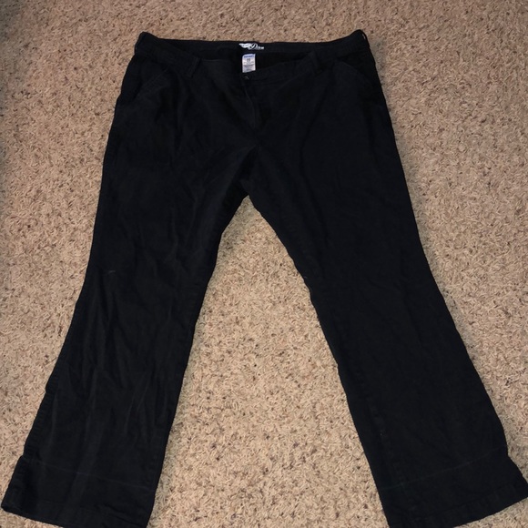 BRAND NEW 🔥Women’s Old Navy Diva Jeans - Picture 1 of 4